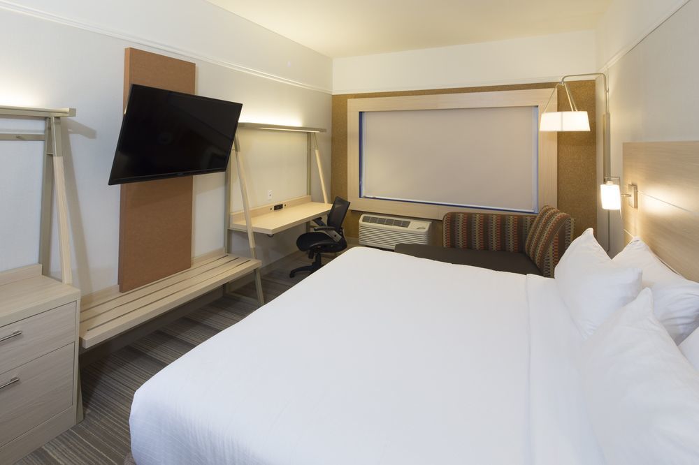 Holiday Inn Express & Suites La Porte By Ihg Екстер'єр фото